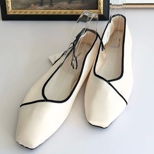 Zara NEW Black and Cream Flats Slip-on with Square Toe and Black Trim size 6